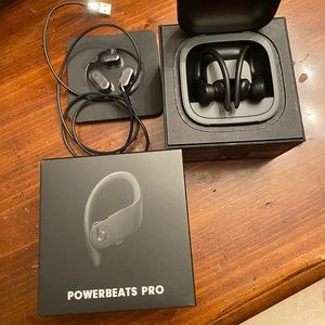 Powerbeats Pro